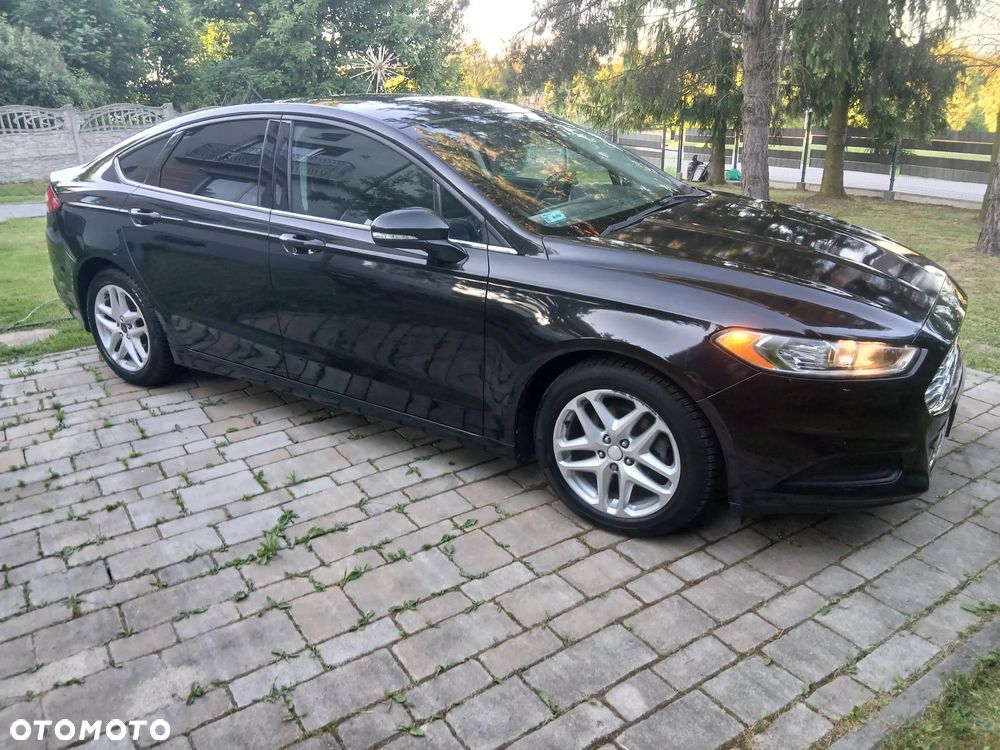 Ford Fusion - 5