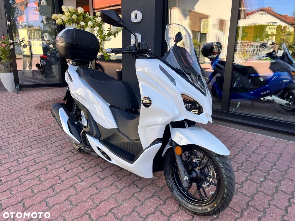 QJMOTOR MTX 125 - 1