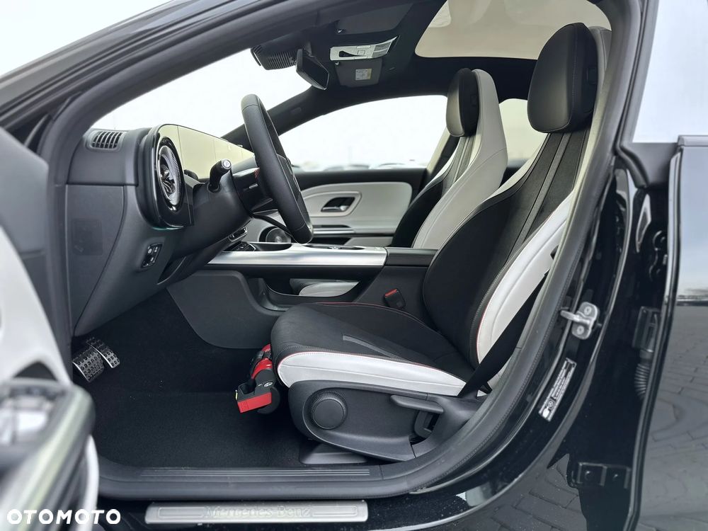 Mercedes-Benz CLA - 18