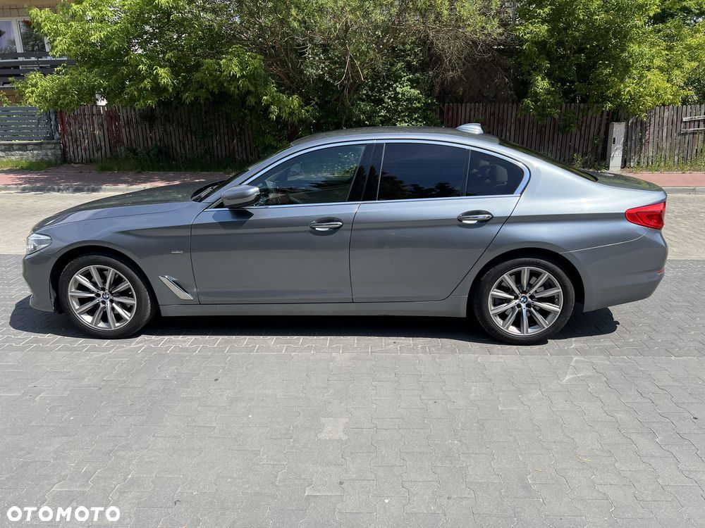 BMW Seria 5 520d Efficient Dynamics Luxury Line - 3