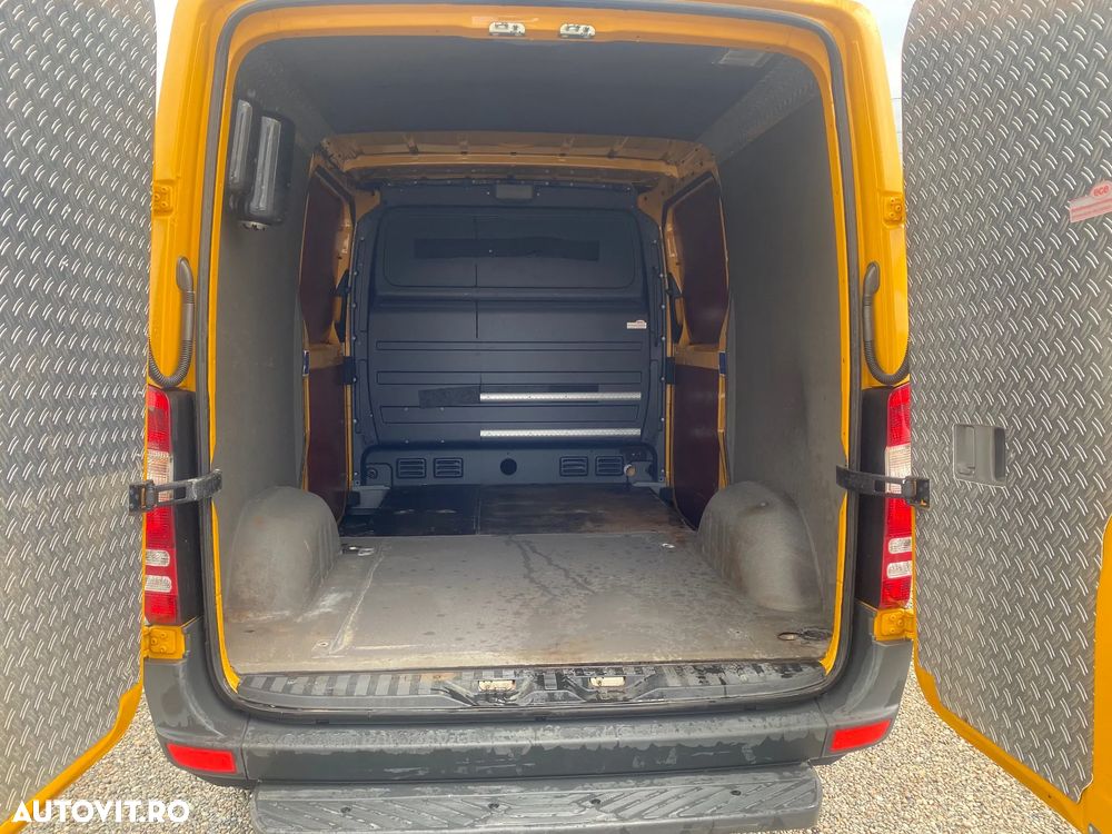 Mercedes-Benz SPRINTER - 8