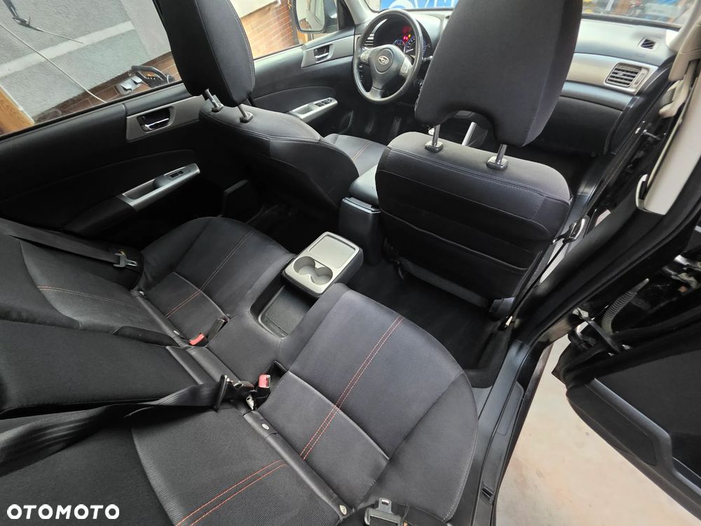 Subaru Forester 2.0D XE NAV Euro5 - 35