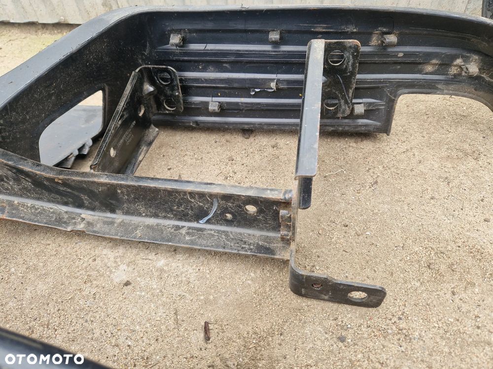 Ford Ranger IV Zderzak Tył Tylny stopień - 8