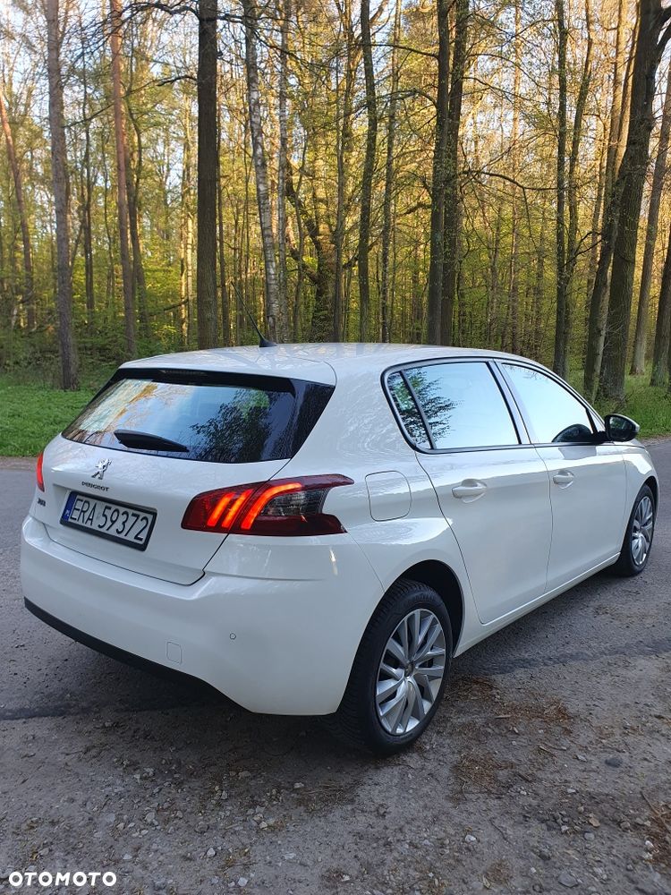 Peugeot 308 - 4