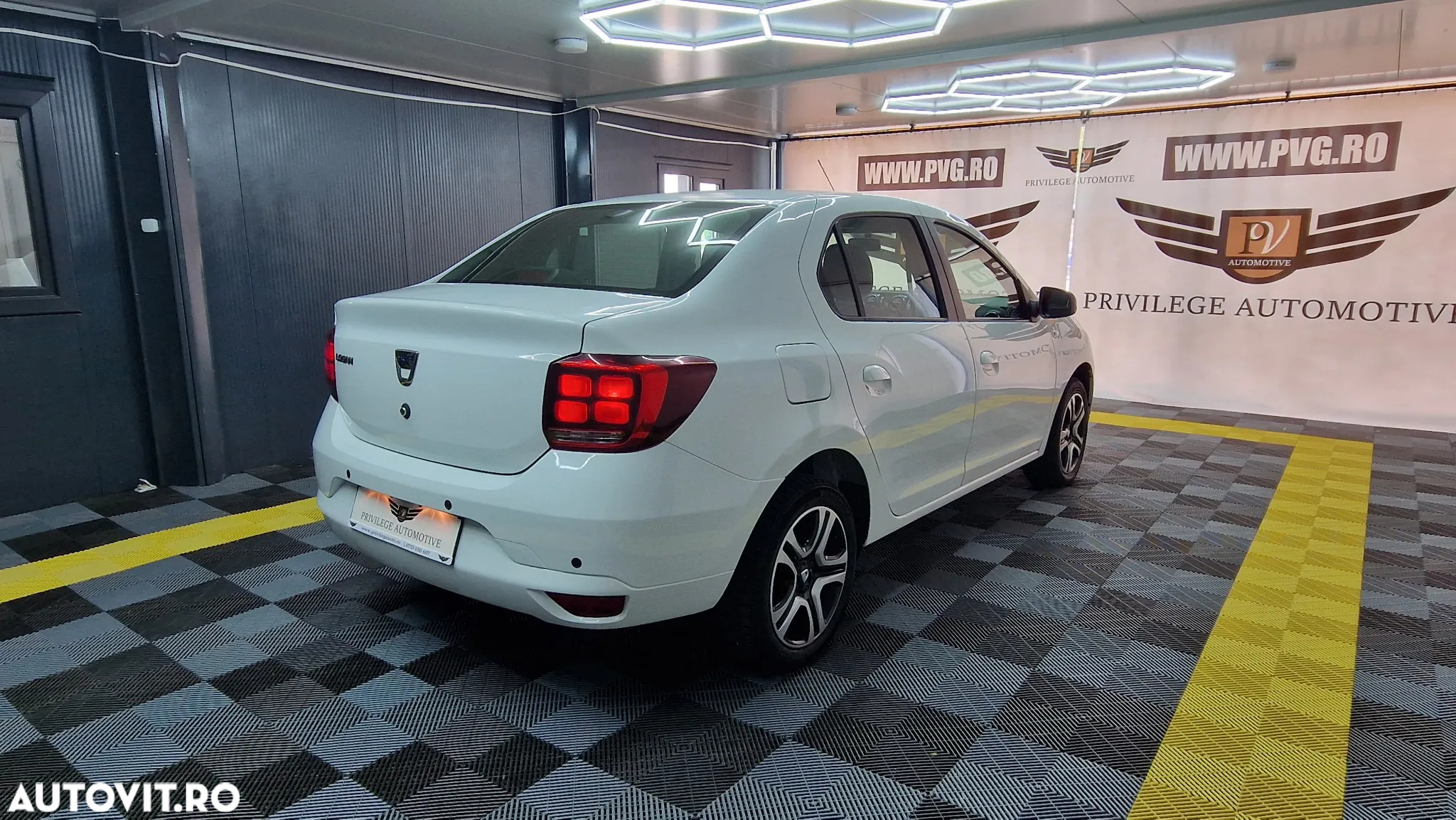 Dacia Logan 1.5 Blue dCi SL Prestige PLUS - 4