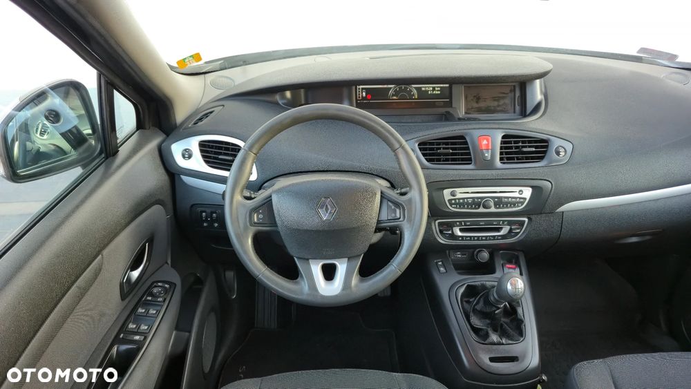 Renault Grand Scenic 1.5 dCi Dynamique - 11