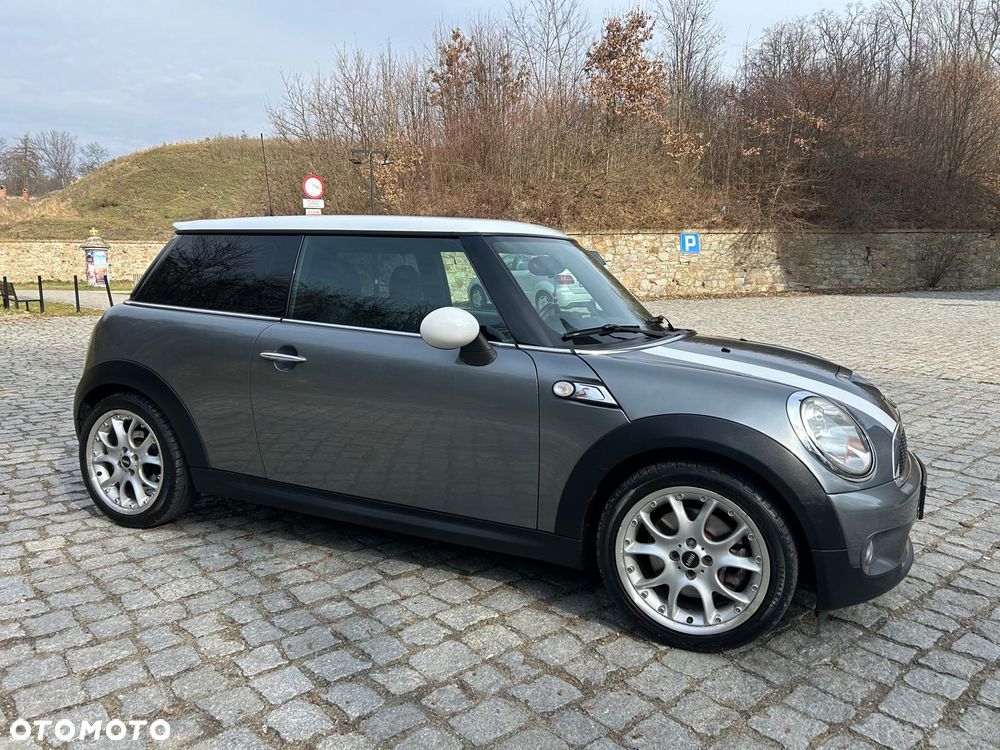 MINI Cooper S 50 Camden - 3