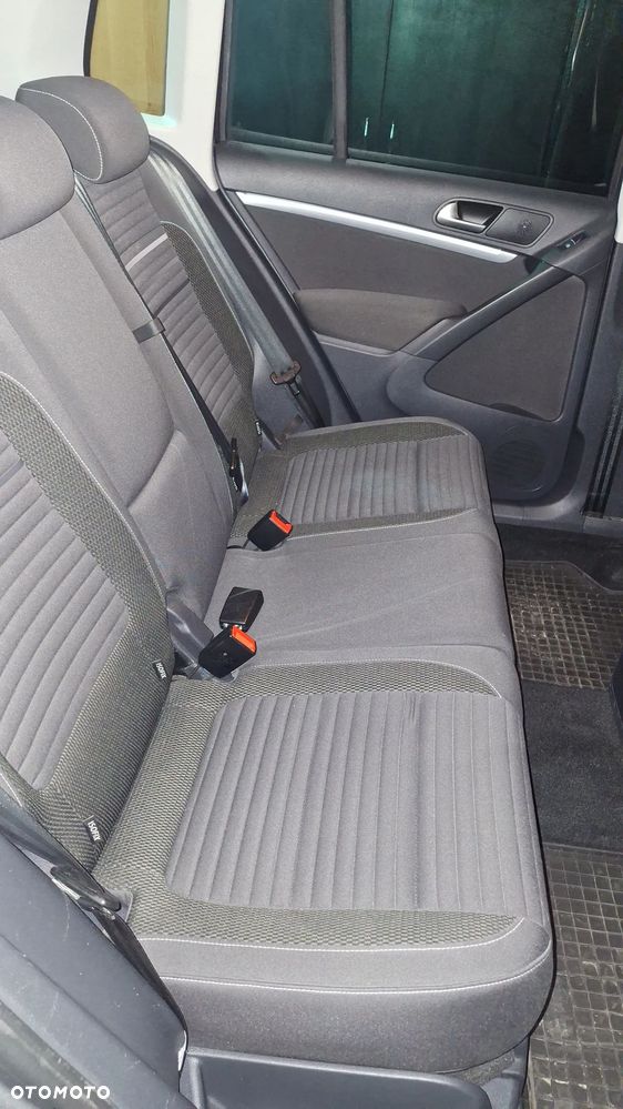 Volkswagen Tiguan - 8