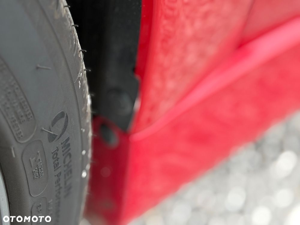 Mitsubishi Lancer Evo IX - 18