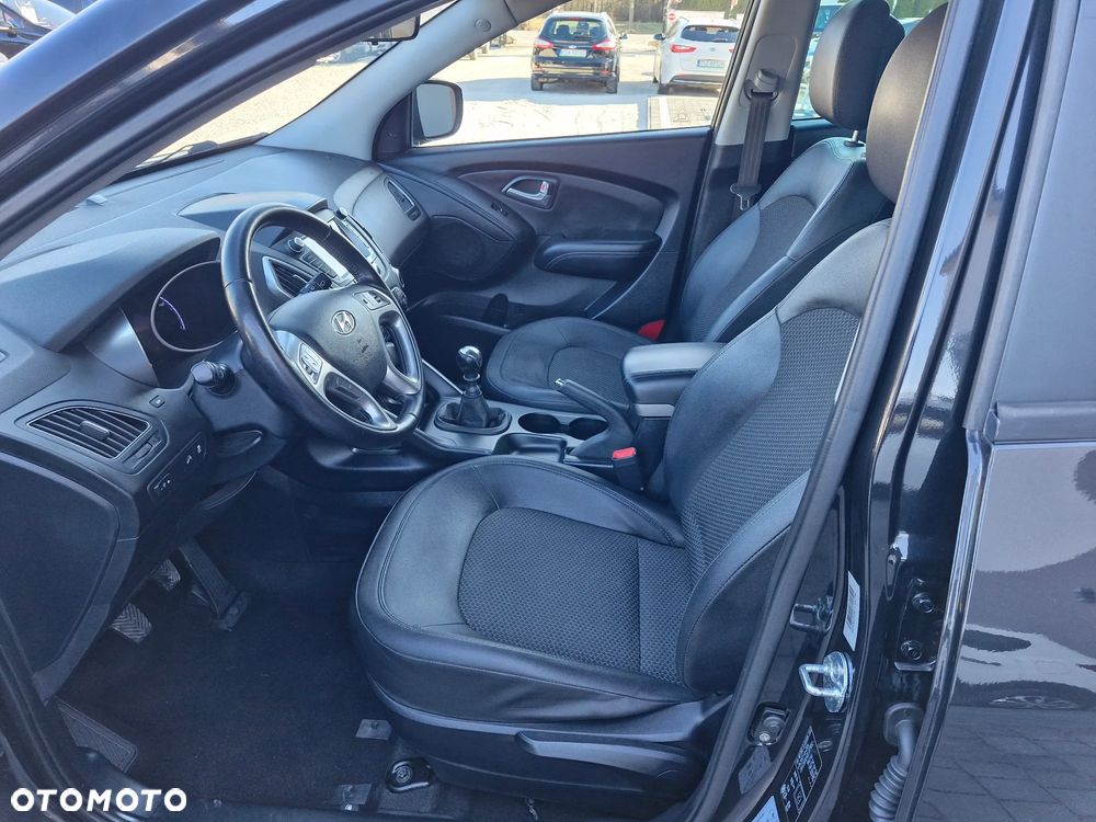 Hyundai ix35 1.7 CRDi 2WD Fifa World Cup Edition - 13