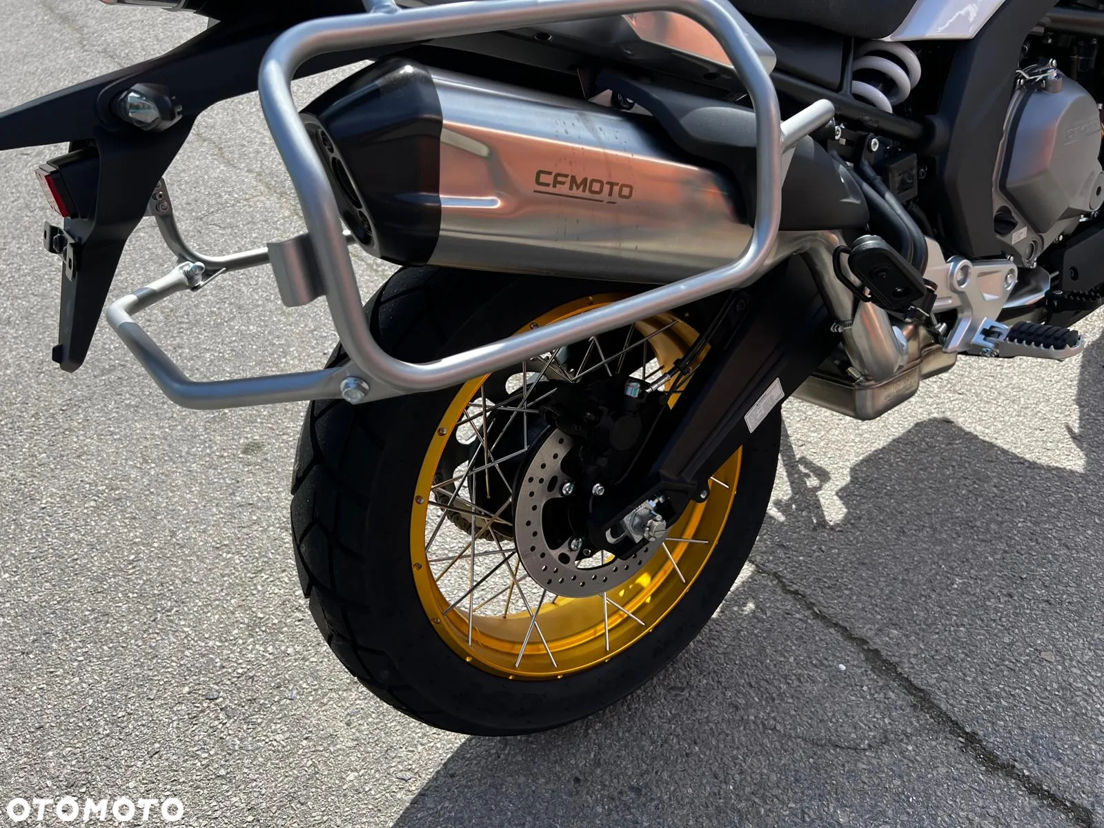 CFMoto MT - 13