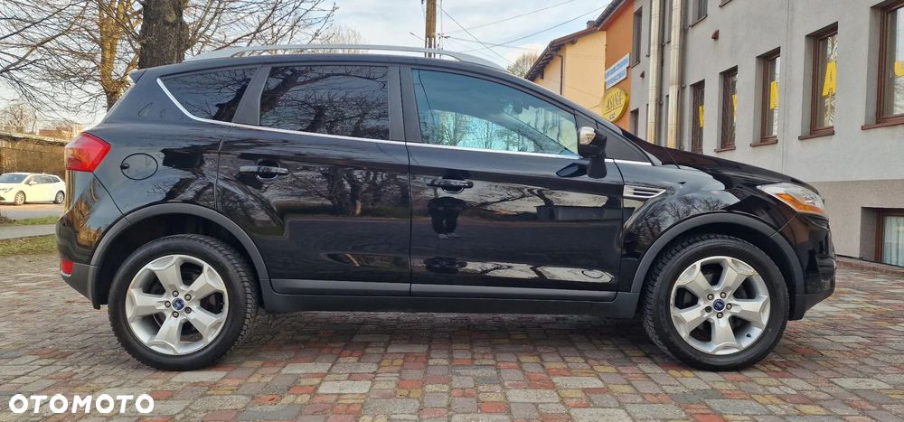 Ford Kuga 2.0 TDCi 4x4 Titanium - 4