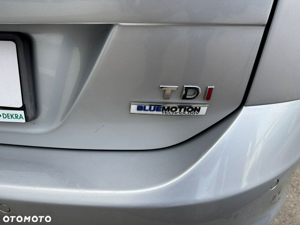 Volkswagen Golf - 18