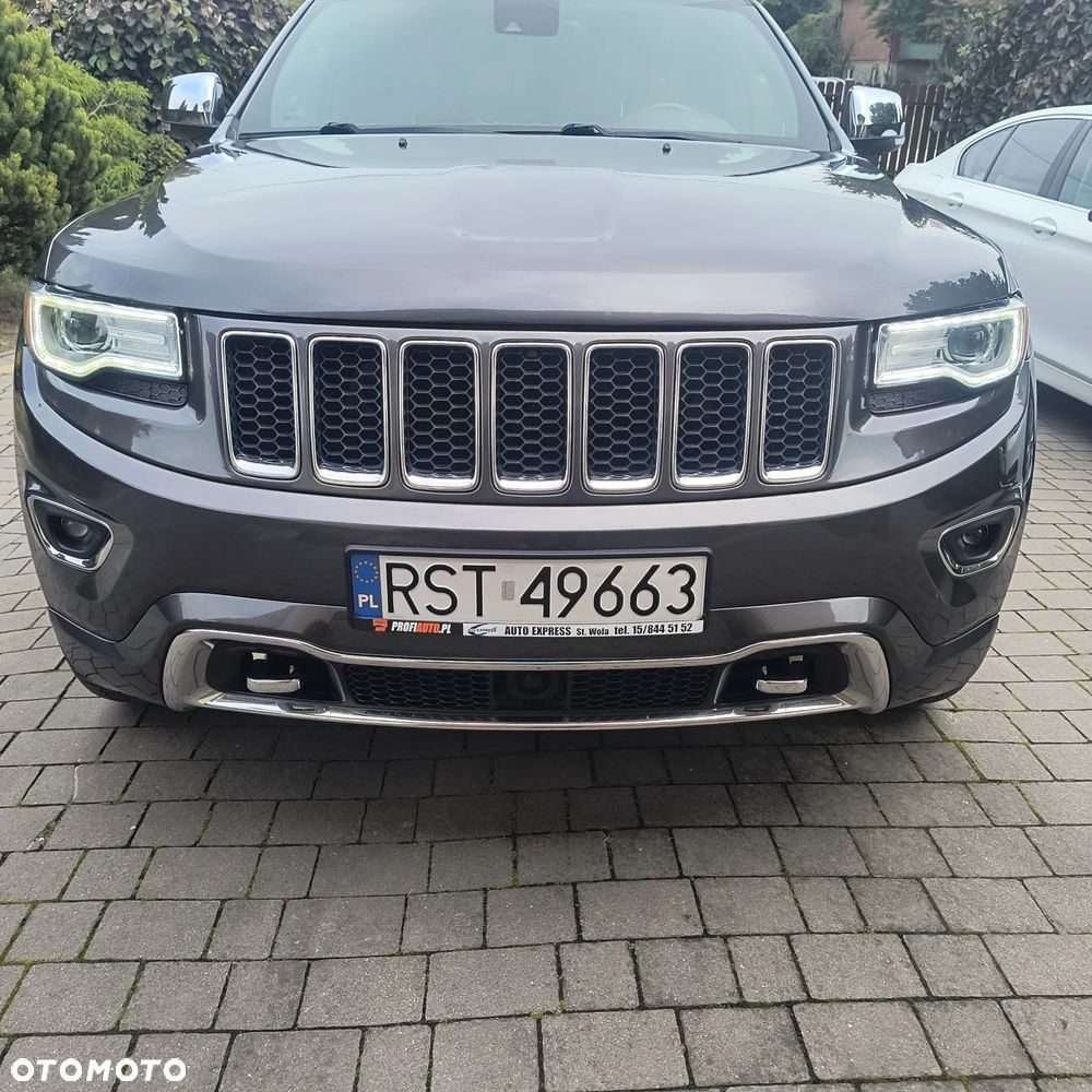 Jeep Grand Cherokee 5.7 V8 HEMI Overland Summit - 33