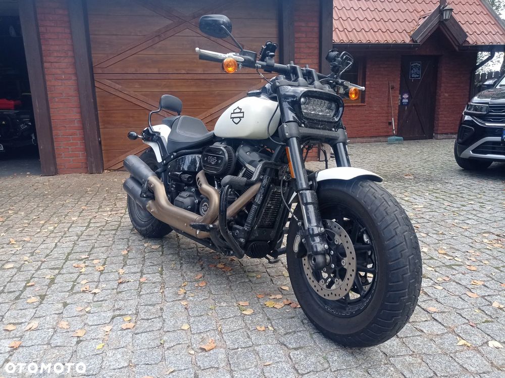 Harley-Davidson Softail Fat Bob - 1