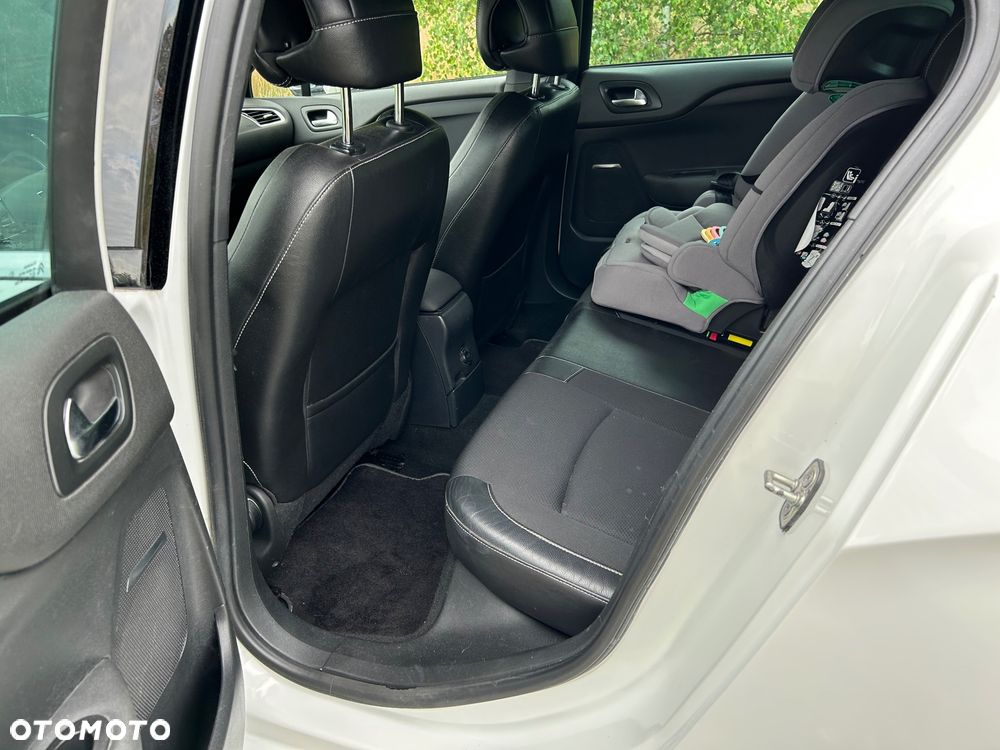 Citroën DS4 1.6 HDi Chic - 6