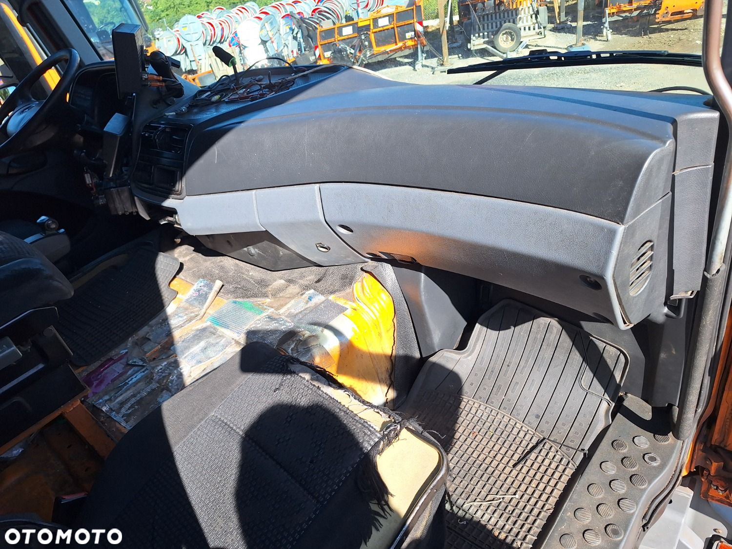 Versalift Actros 1832 L - 26