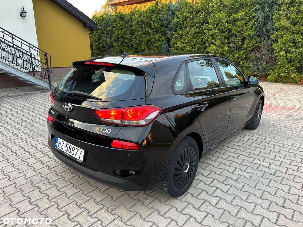 Hyundai i30 1.4 Comfort - 13