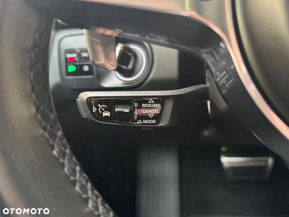 Porsche Cayenne - 19
