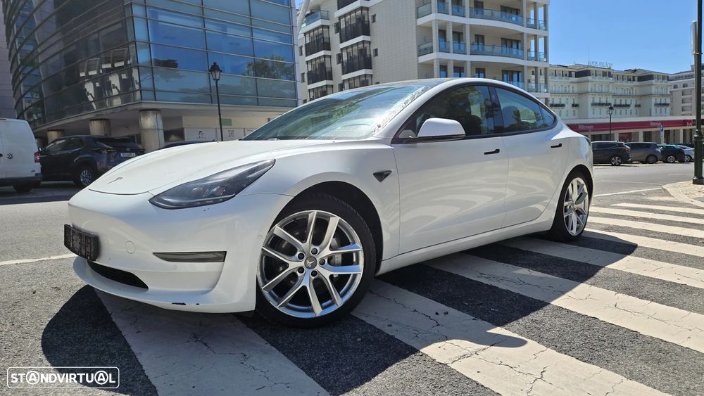 Tesla Model 3 Long-Range RWD - 21