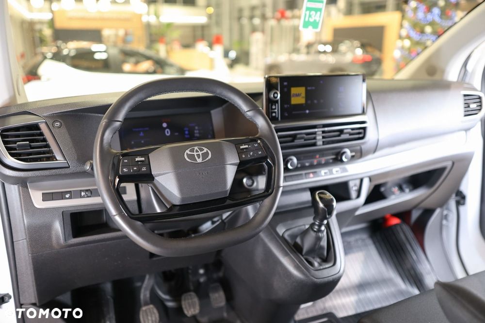 Toyota Proace Verso - 33