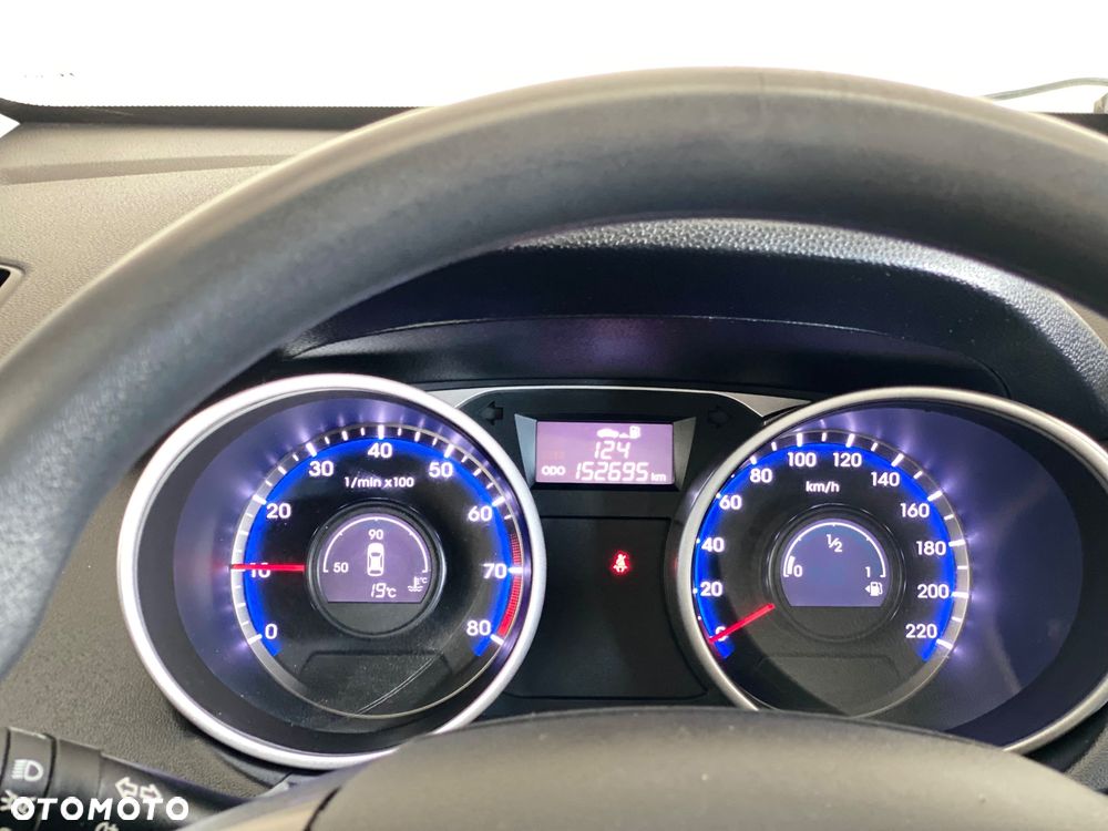Hyundai ix35 1.6 2WD blue Trend - 23