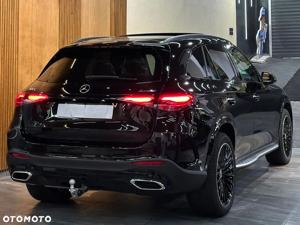 Mercedes-Benz GLC 220 d 4-Matic - 2