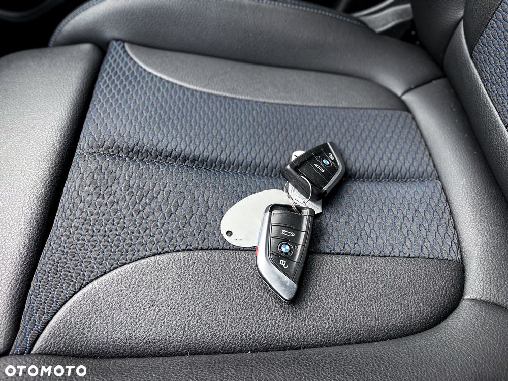 BMW X1 xDrive18d M Sport - 24