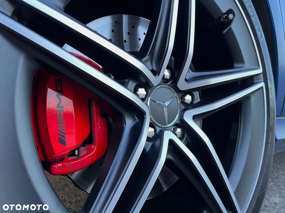 Mercedes-Benz Klasa E AMG 63 S 4-Matic+ - 16