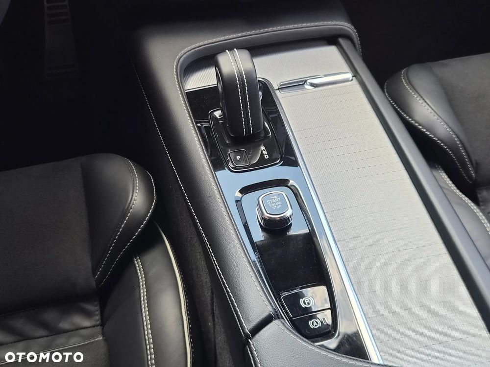 Volvo V90 B4 D Plus Dark - 20