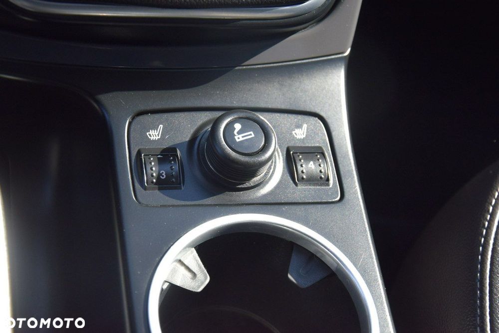 Ford Kuga 2.0 TDCi 4WD Titanium - 33