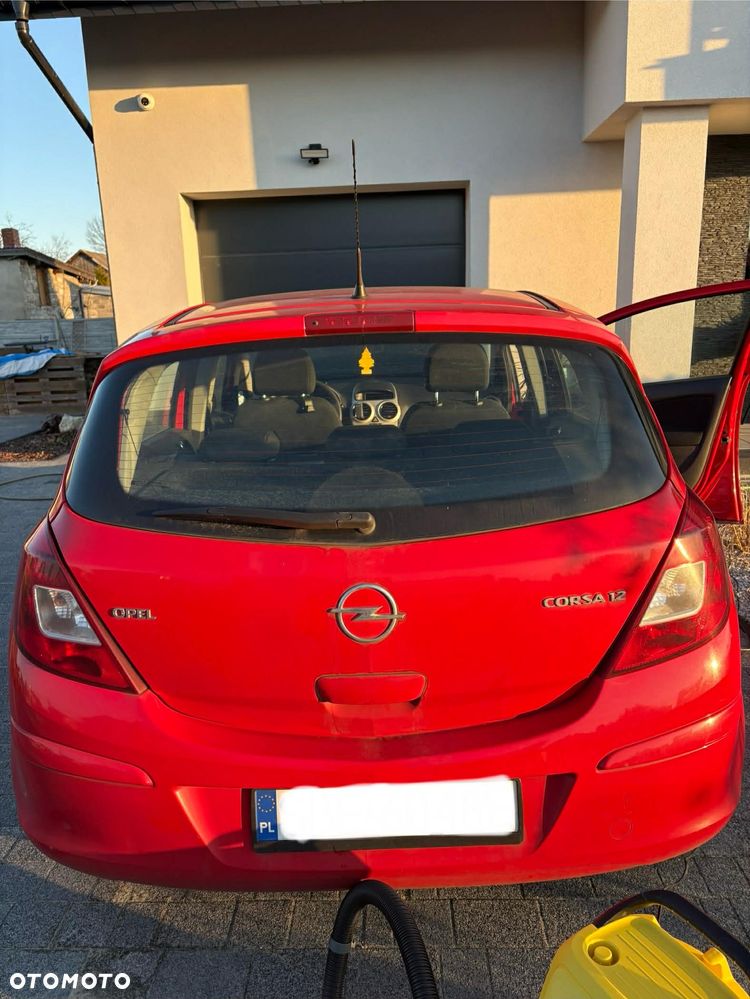 Opel Corsa 1.2 16V Enjoy - 4