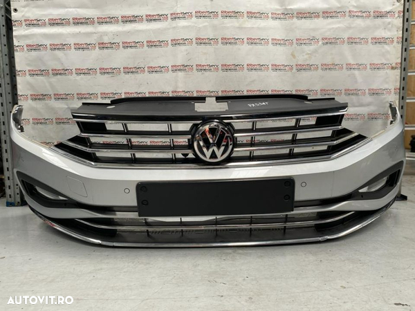 Bara fata - VW PASSAT B8, cod culoare: LA7WL