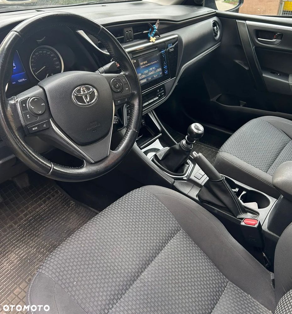 Toyota Corolla 1.6 Comfort - 7