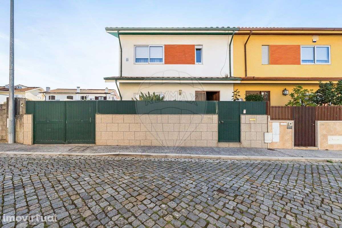 Moradia T3 para venda - Grande imagem: 2/32