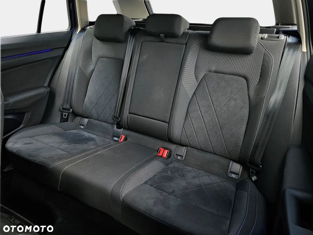 Volkswagen Golf Variant - 34