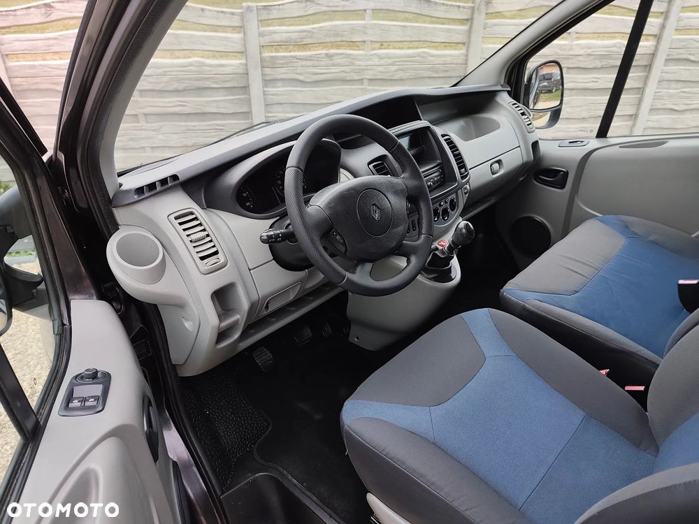 Renault Trafic - 10