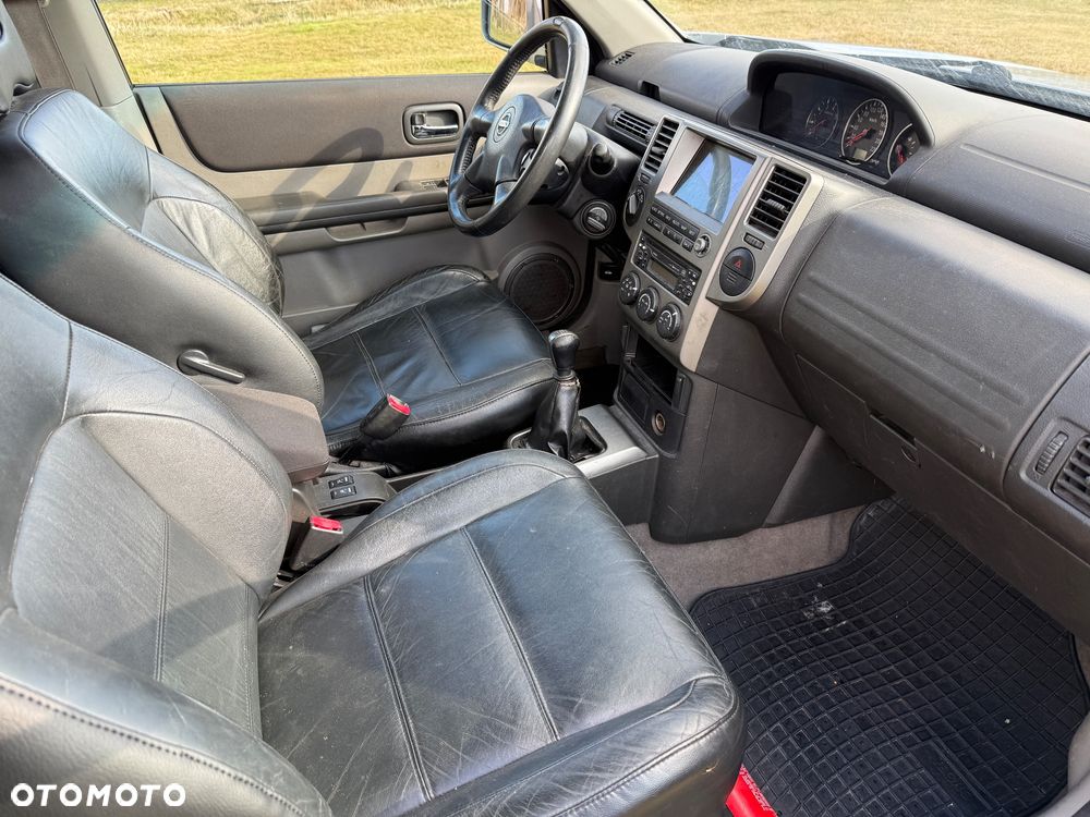 Nissan X-Trail - 6