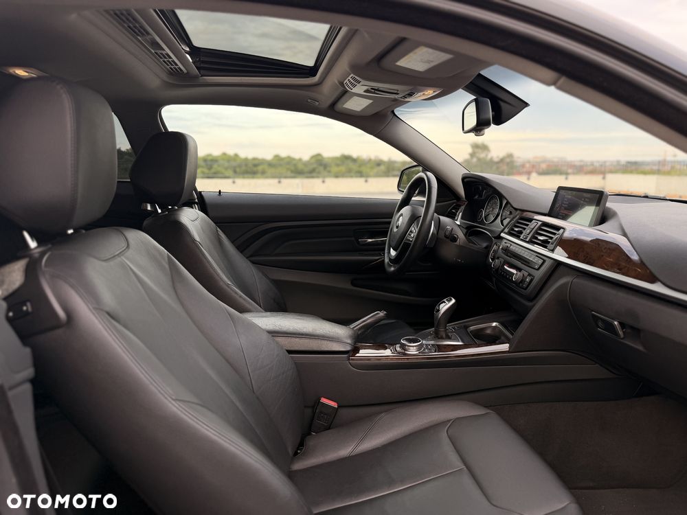 BMW Seria 4 435i xDrive - 29