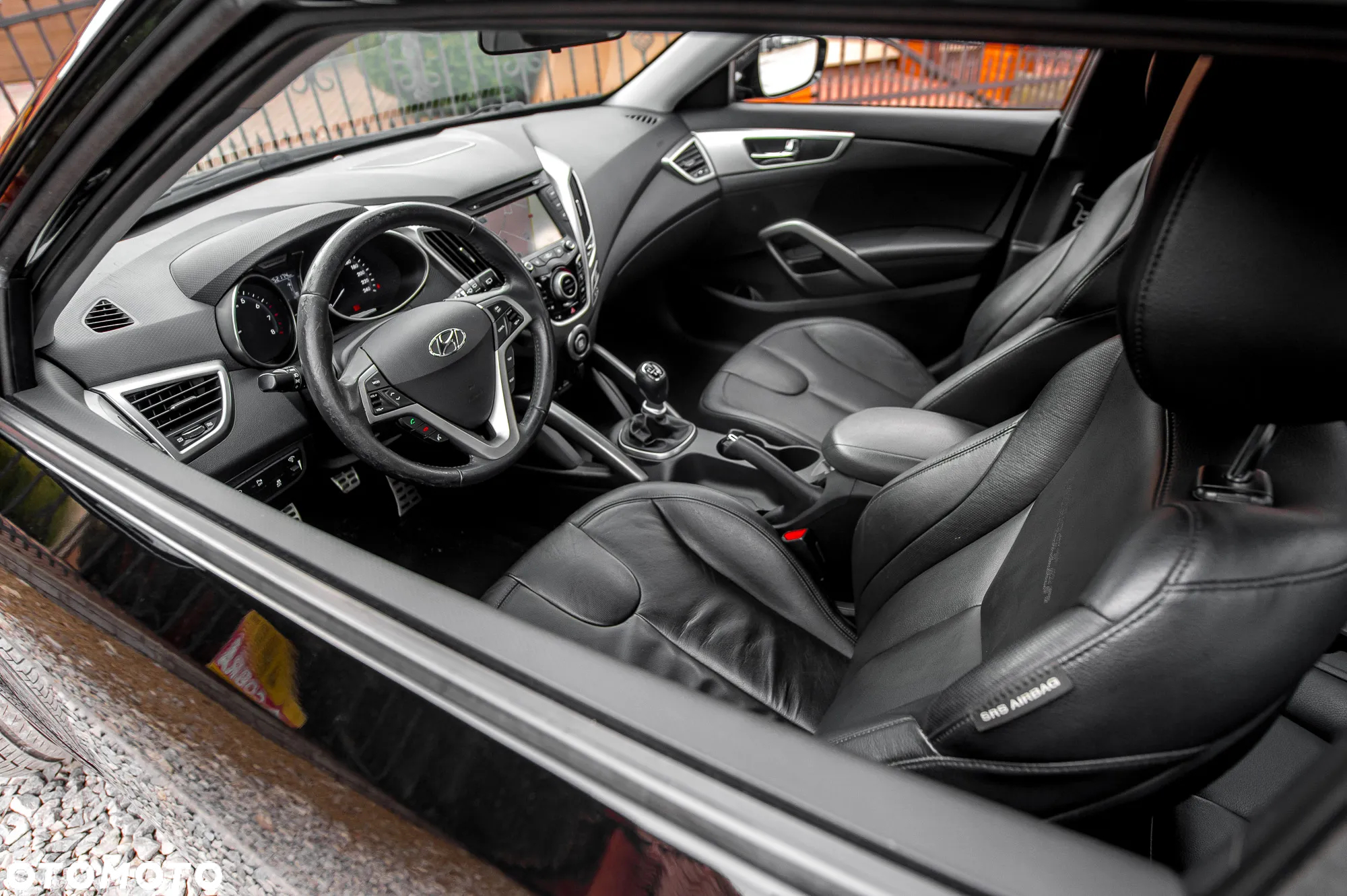 Hyundai Veloster 1.6 GDI Premium - 16
