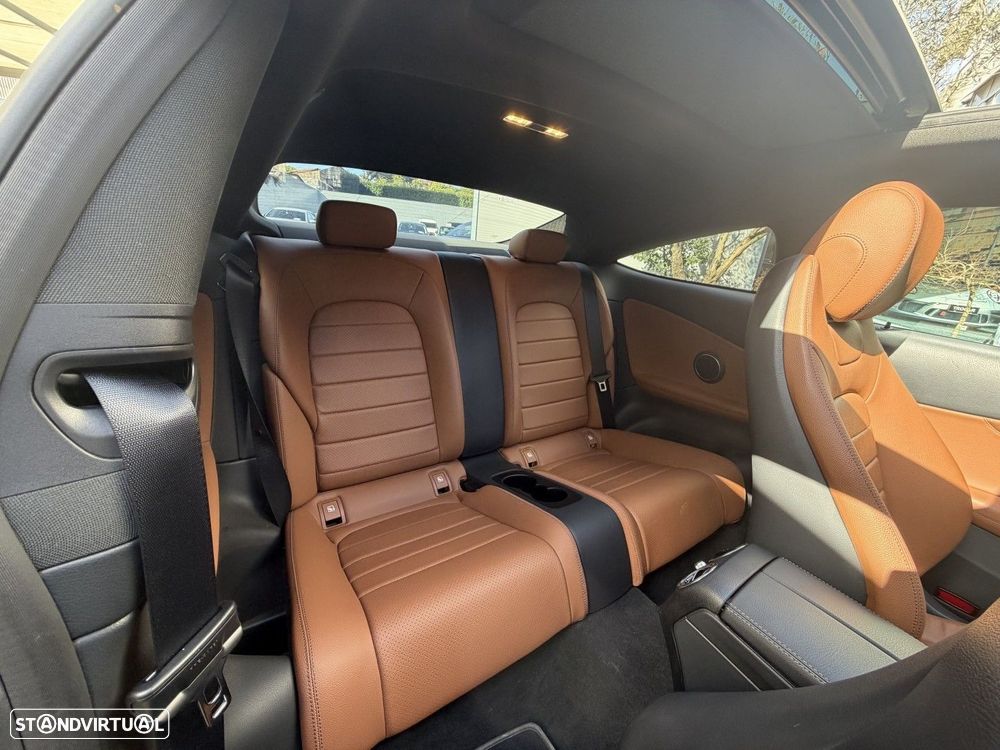 Mercedes-Benz C 180 9G-TRONIC AMG Line - 18