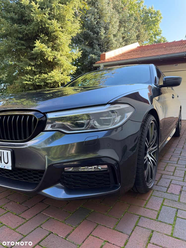 BMW Seria 5 520d xDrive M Sport sport - 28
