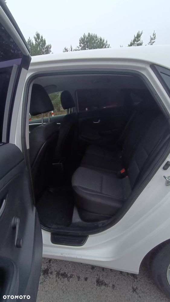 Hyundai i30 1.4 Classic - 10