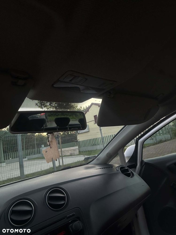 Seat Ibiza SC 1.2 TDI Reference - 4