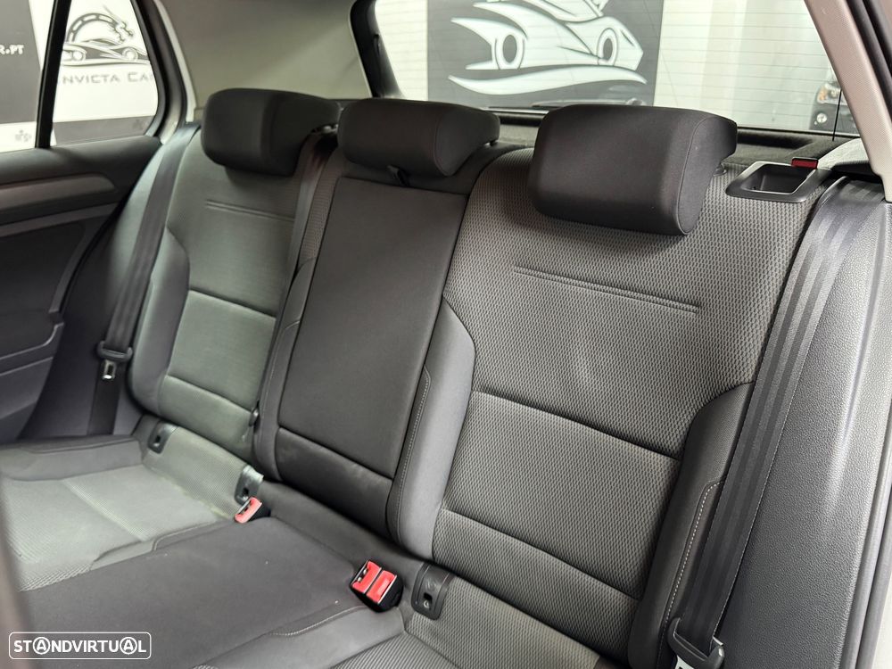 VW Golf 1.6 TDi Confortline - 39
