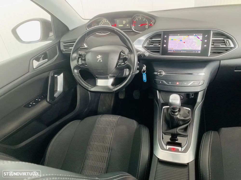 Peugeot 308 SW - 31