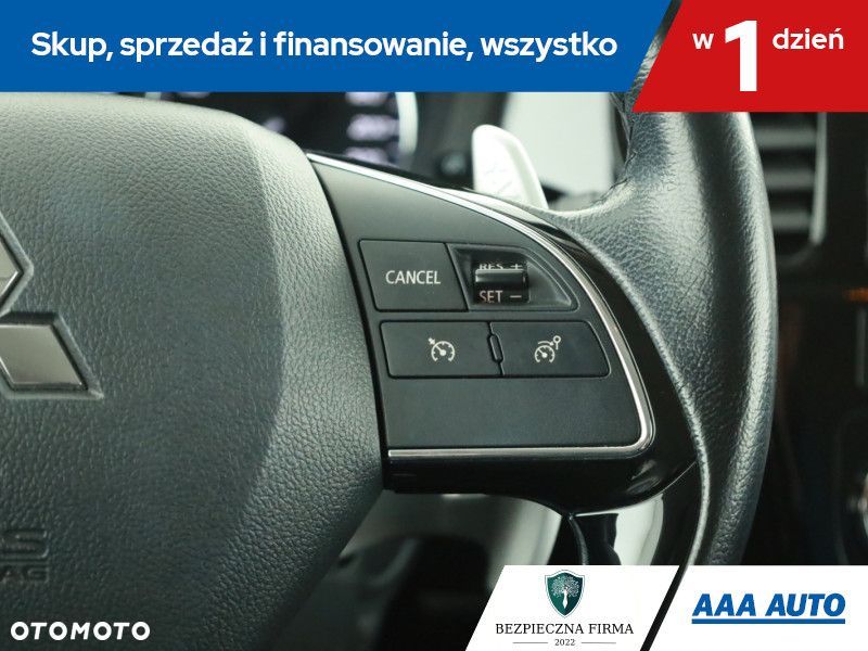 Mitsubishi Outlander - 18