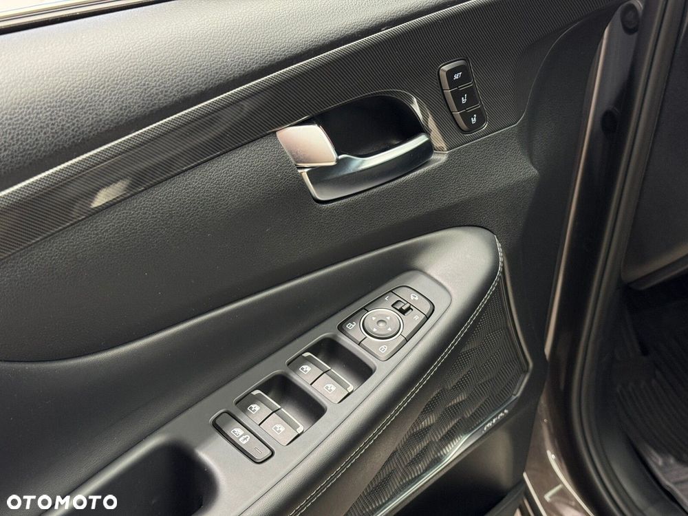 Hyundai Santa Fe 1.6 T-GDI HEV Platinum 4WD - 24