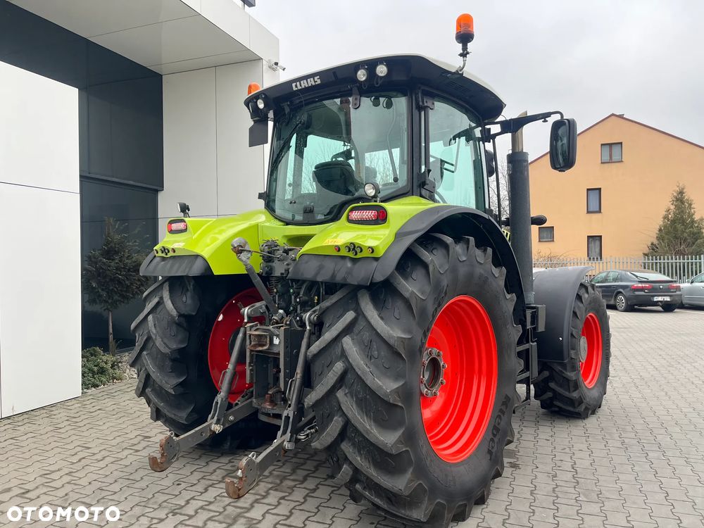 Claas Arion 650 - 5
