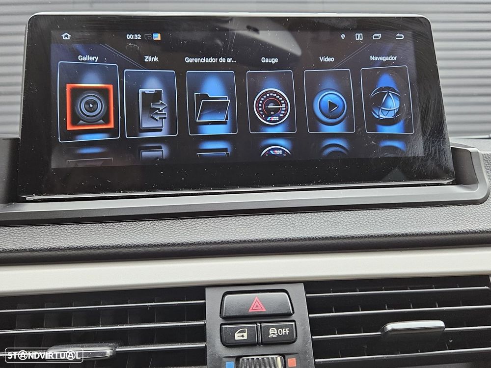 BMW 318 d Touring Sport - 16